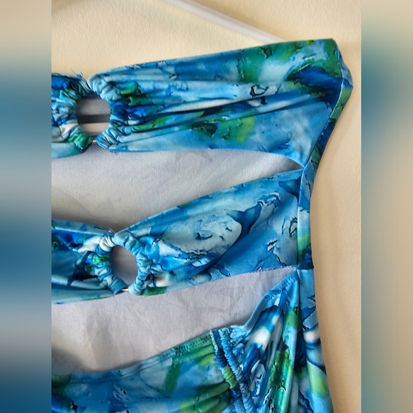 Dolphin Bikini/Beach Cover Dress - Picture 4 of 12